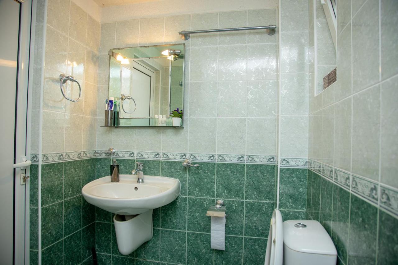 לוזנטס Villa Beni - 4 Bedroom Private House By Flаt Manаger מראה חיצוני תמונה