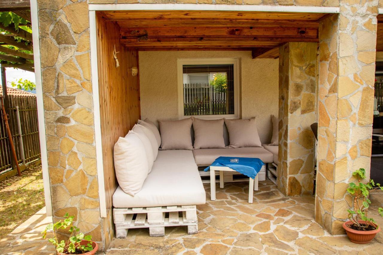 לוזנטס Villa Beni - 4 Bedroom Private House By Flаt Manаger מראה חיצוני תמונה