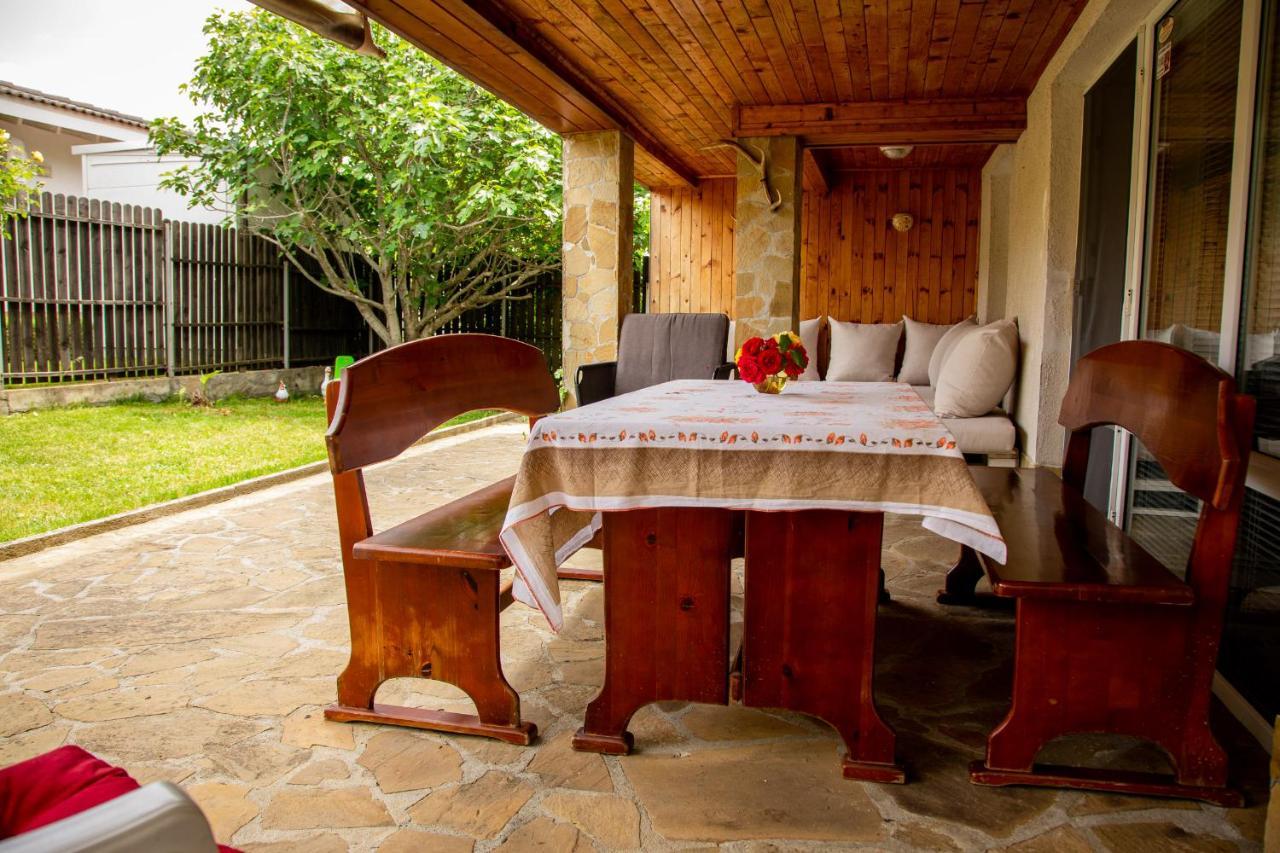 לוזנטס Villa Beni - 4 Bedroom Private House By Flаt Manаger מראה חיצוני תמונה